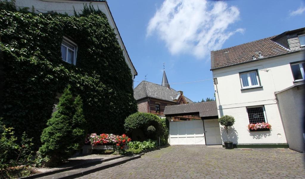 Landhaus Michels Garni Kaarst Exterior photo